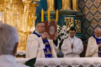 Diecezjalna-Pielgrzymka-Nadzwyczajnych-Szafarzy-Komunii-Swietej-13.06.2026-fot.-Michal-Piwowarczyk 027